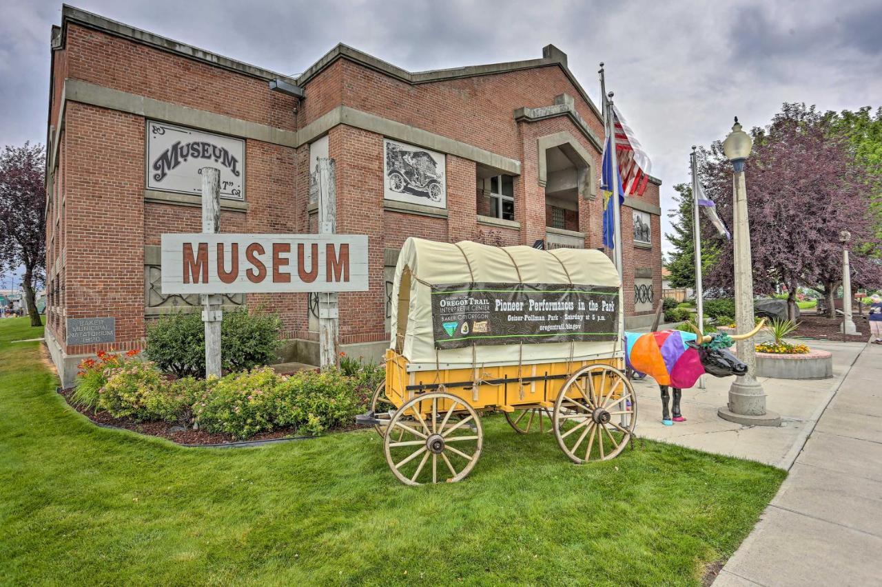 Pet-Friendly Baker City Escape With Private Yard! 외부 사진